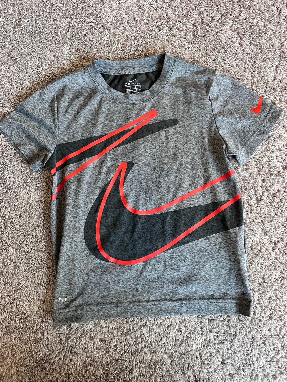 Nike Dri-FIT Boys Size 7 Heather Gray & Orange Graphic Short Sleeve T-Shirt